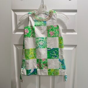 Little girls Lilly Pulitzer shift dress "Lioness
Patch" size 6